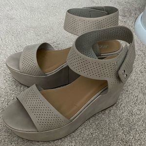 Soda flat wedges